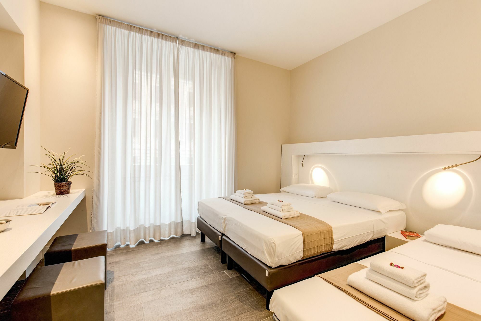 Wrh Suites Рим Экстерьер фото