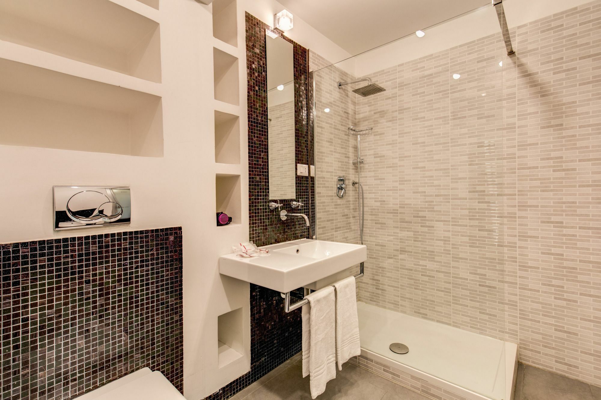 Wrh Suites Рим Экстерьер фото